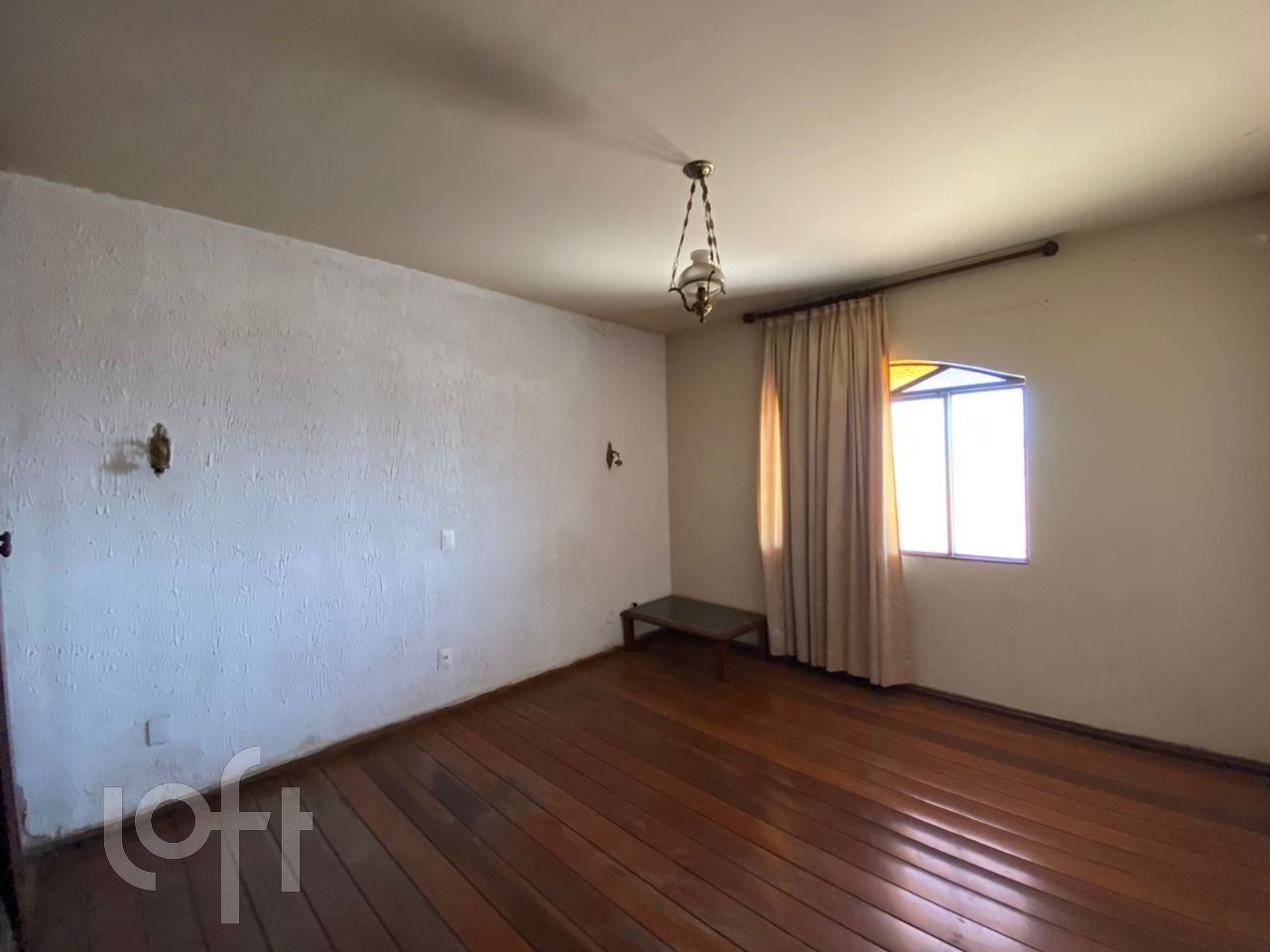 Casa à venda com 6 quartos, 550m² - Foto 9