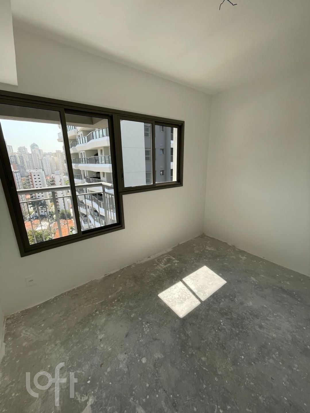 Apartamento à venda com 1 quarto, 21m² - Foto 1