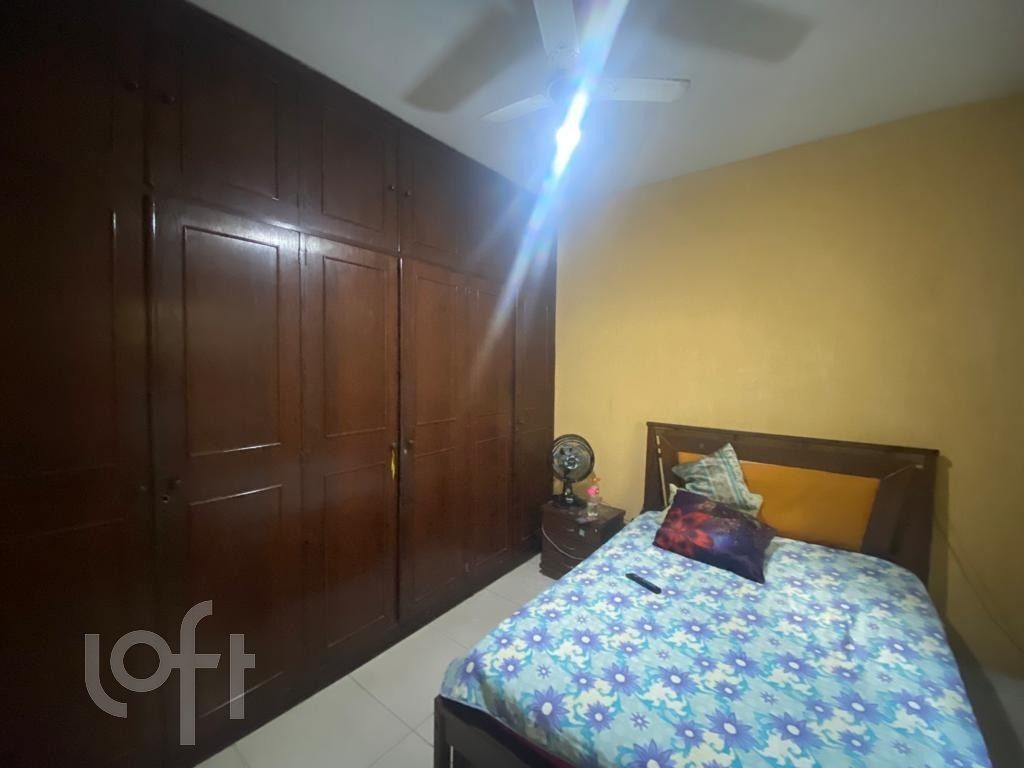 Casa à venda com 3 quartos, 200m² - Foto 18