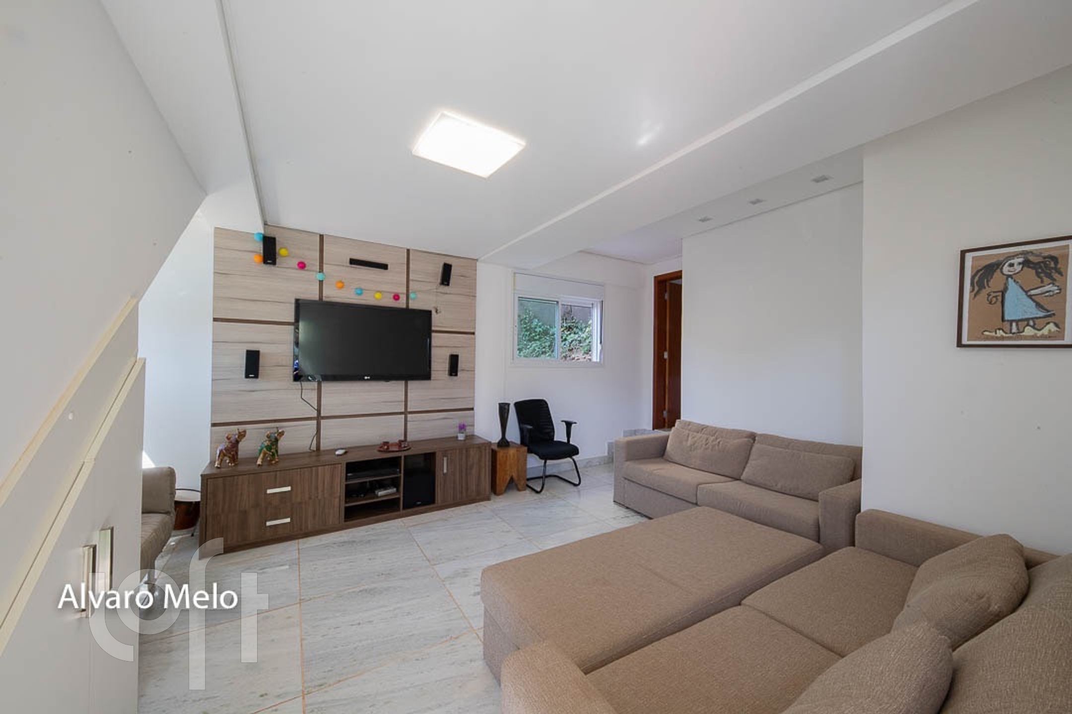 Casa à venda com 6 quartos, 550m² - Foto 56