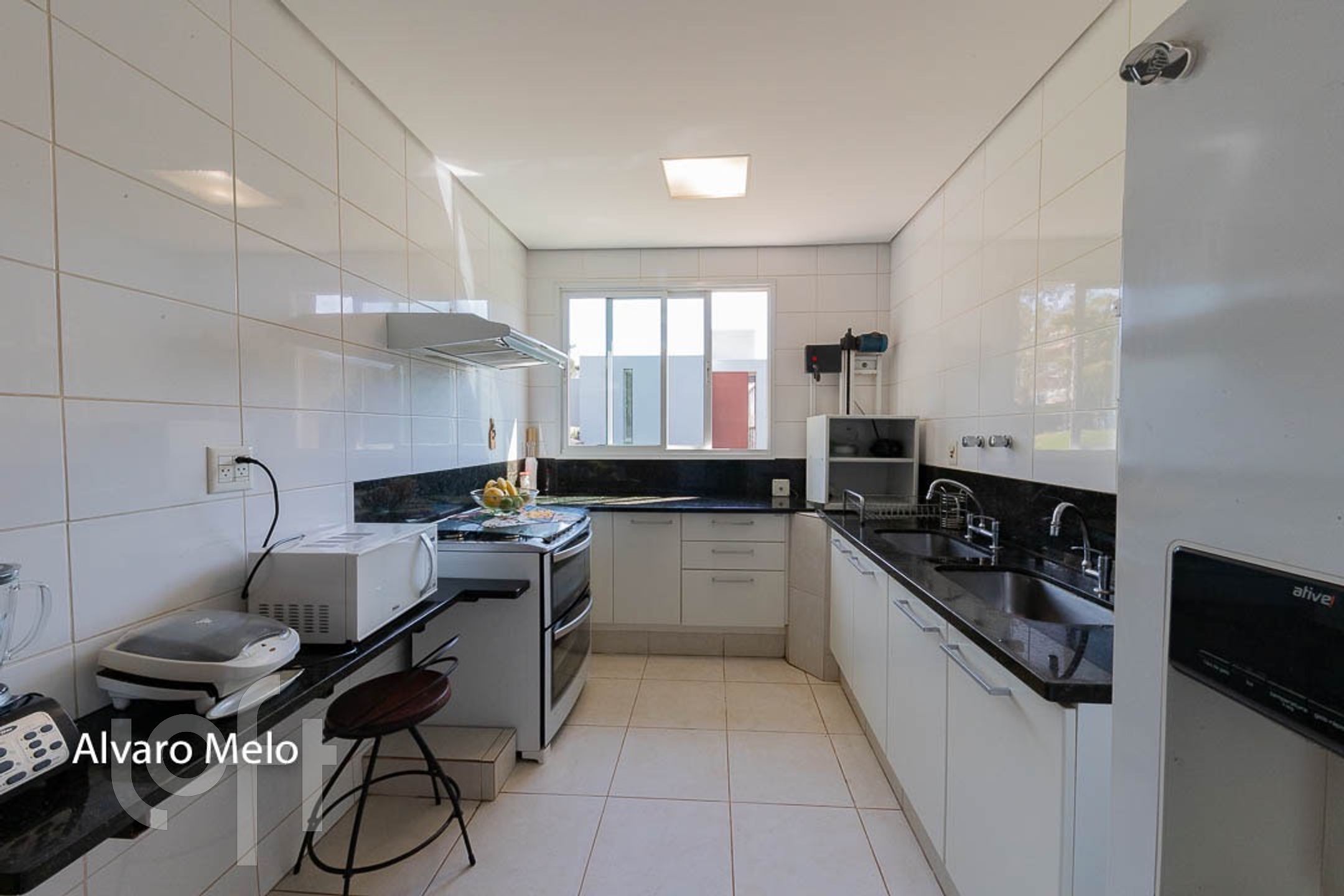 Casa à venda com 6 quartos, 550m² - Foto 14