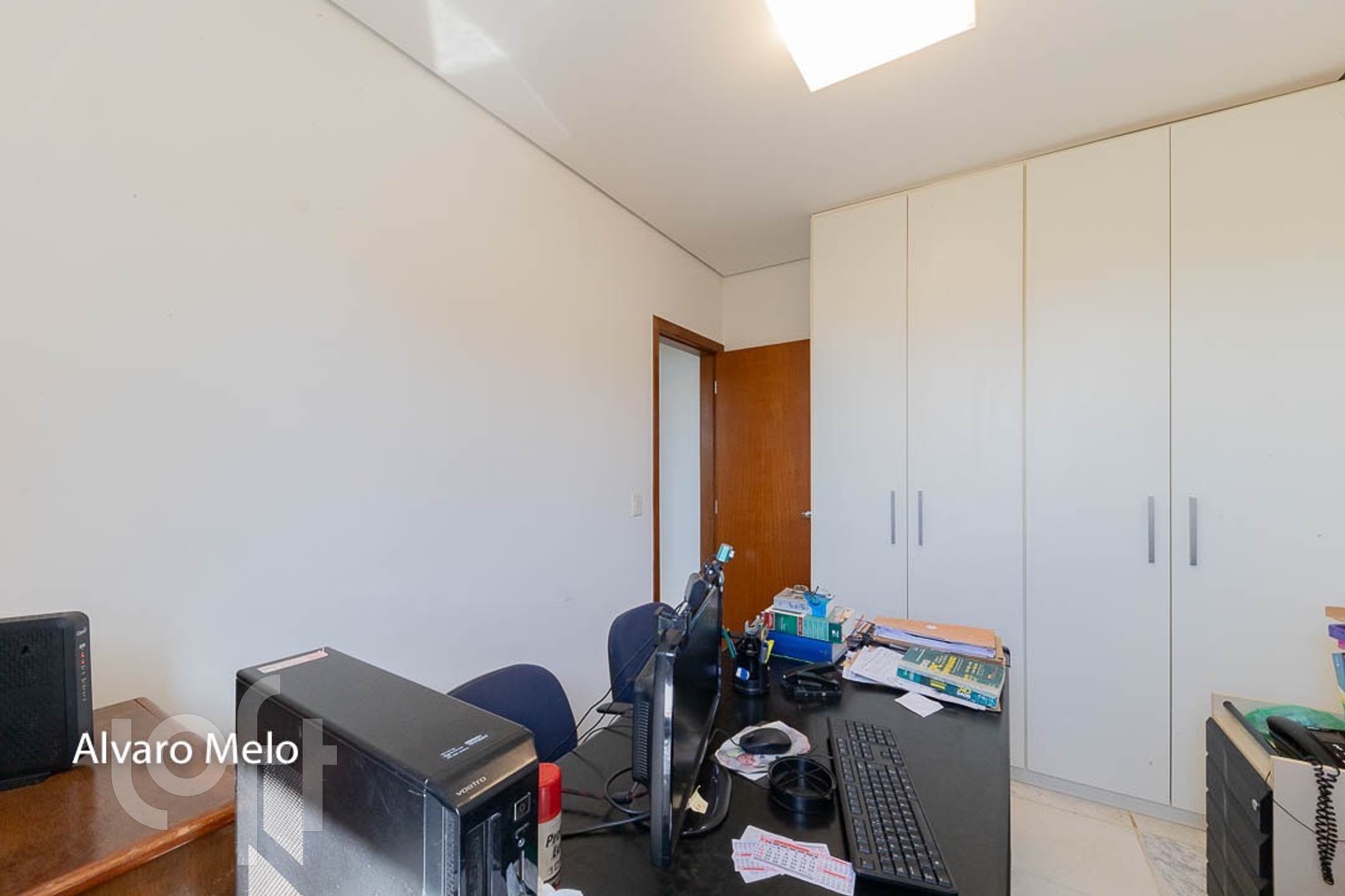 Casa à venda com 6 quartos, 550m² - Foto 19