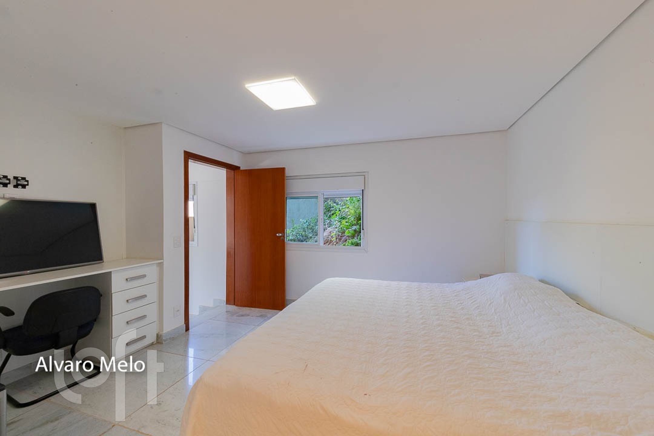 Casa à venda com 6 quartos, 550m² - Foto 52