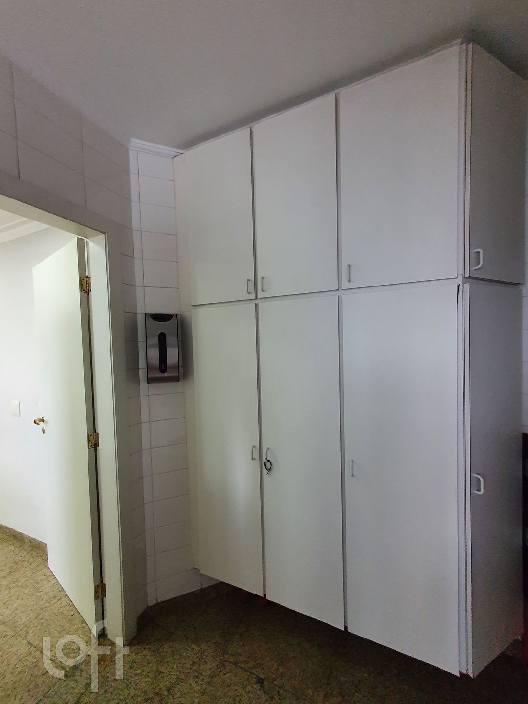 Apartamento à venda com 3 quartos, 165m² - Foto 22