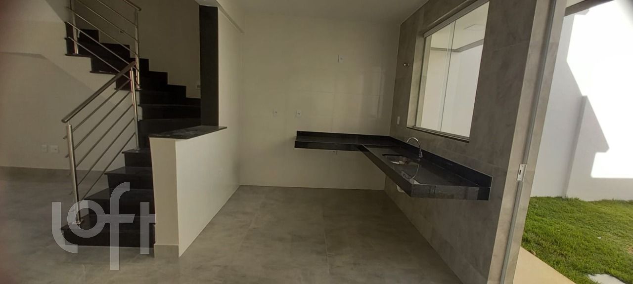 Casa à venda com 3 quartos, 185m² - Foto 4