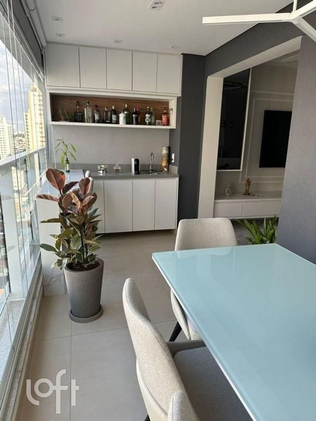 Apartamento à venda com 2 quartos, 69m² - Foto 4