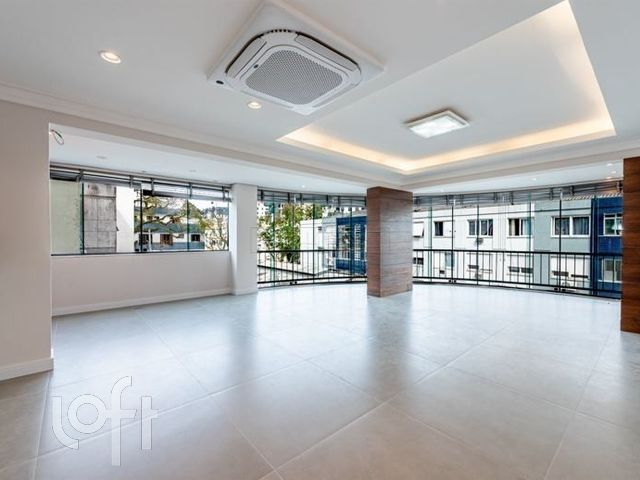 Apartamento com 120m², 3 dormitórios, 1 suíte, 1 vaga, Higienópolis em Porto Alegre