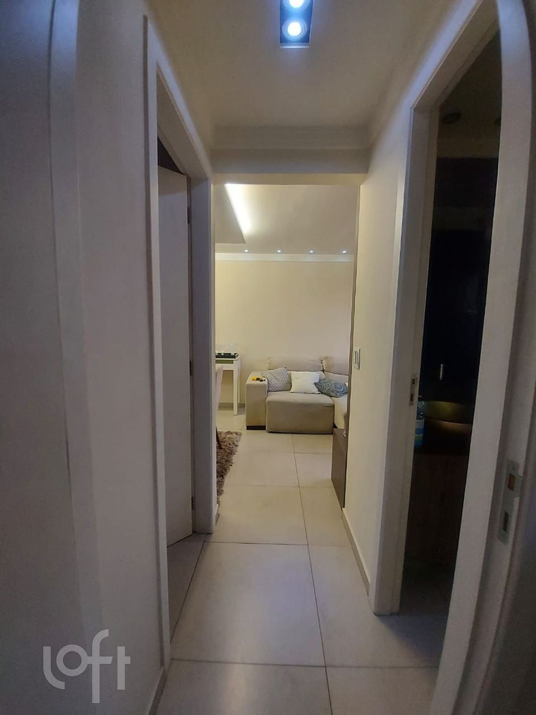 Apartamento à venda com 2 quartos, 55m² - Foto 2