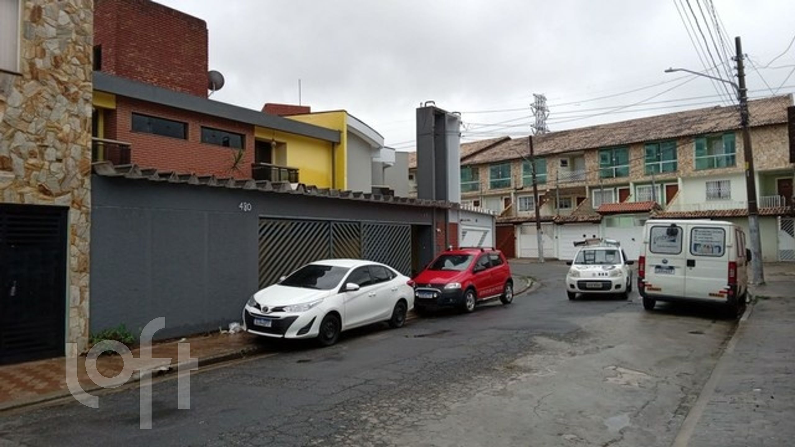 Casa à venda com 4 quartos, 198m² - Foto 4