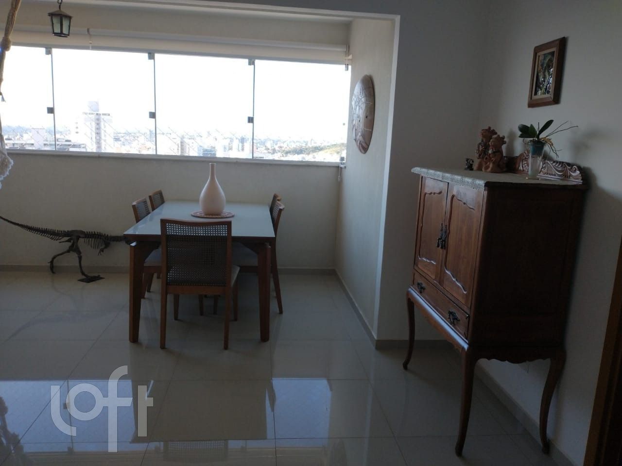 Apartamento à venda com 3 quartos, 98m² - Foto 4