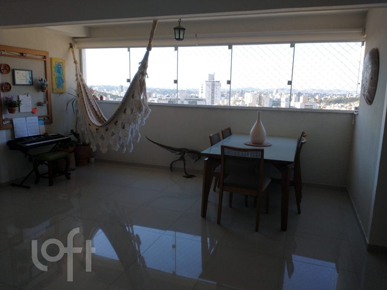 Apartamento à venda com 3 quartos, 98m² - Foto 3