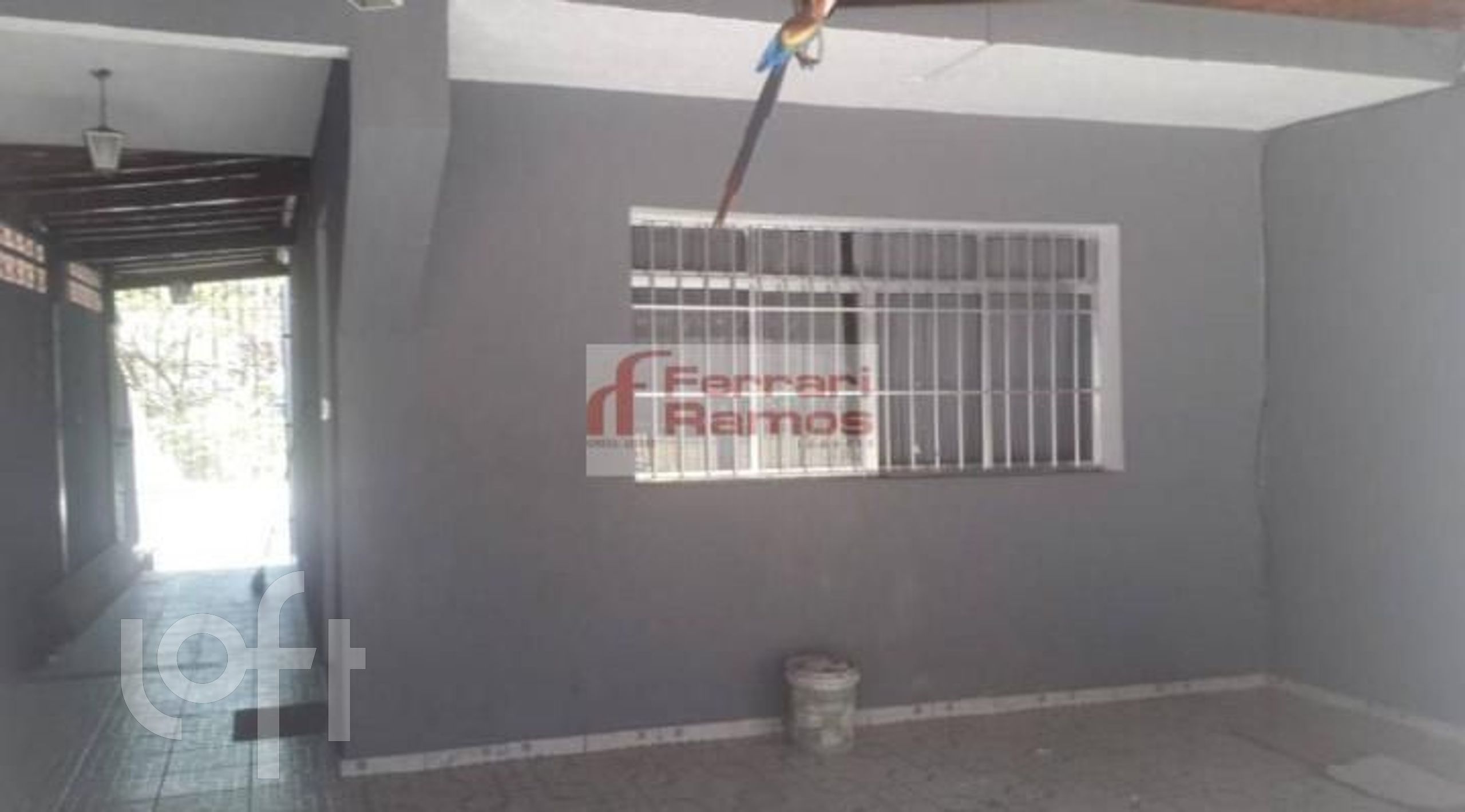 Casa à venda com 2 quartos, 120m² - Foto 2