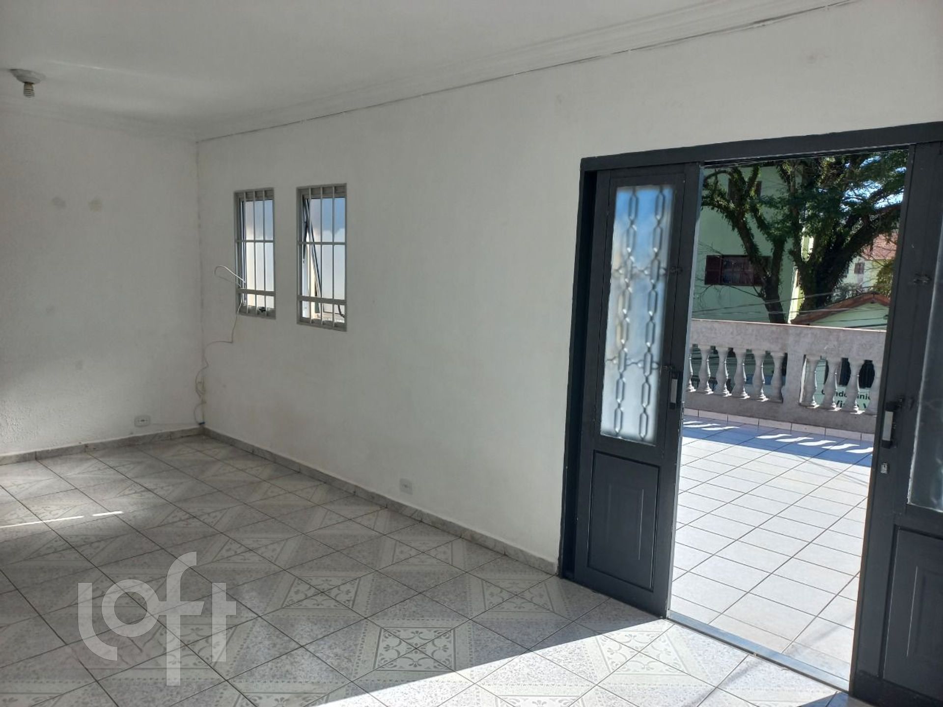 Casa à venda com 6 quartos, 500m² - Foto 1