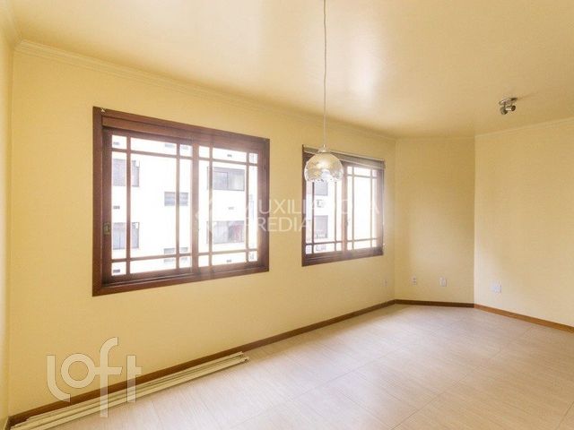 Apartamento com 101m², 2 dormitórios, 1 suíte, 1 vaga, Higienópolis em Porto Alegre