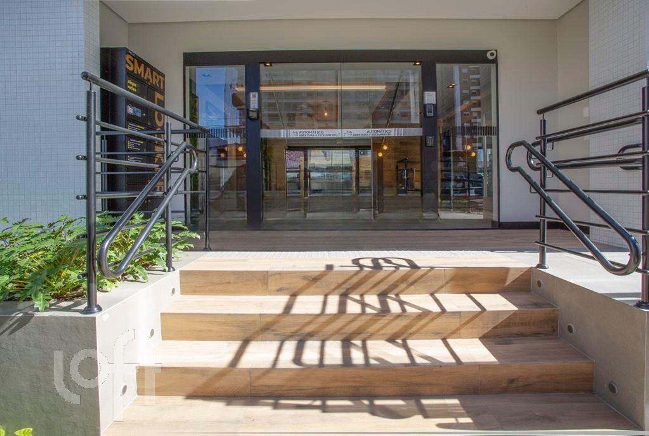 Apartamento à venda - 2 Quartos, 1 Suíte - Kobrasol, São José
