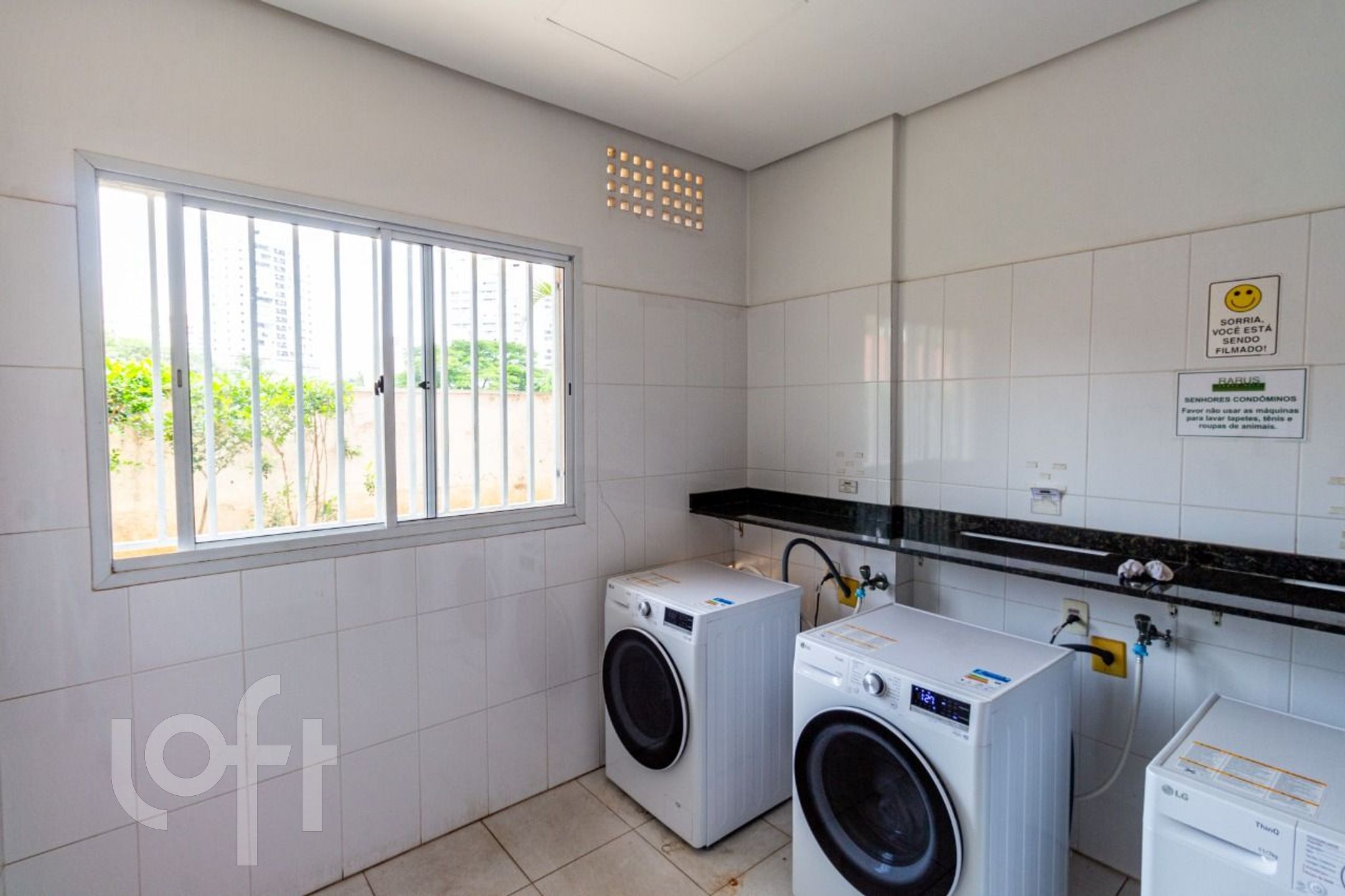 Apartamento à venda com 2 quartos, 70m² - Foto 19