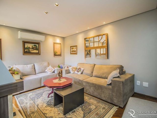 Casa em Condomínio com 199m², 3 dormitórios, 1 suíte, 2 vagas, Boa Vista em Porto Alegre