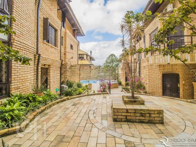 Casa em Condomínio com 199m², 3 dormitórios, 1 suíte, 2 vagas, Boa Vista em Porto Alegre