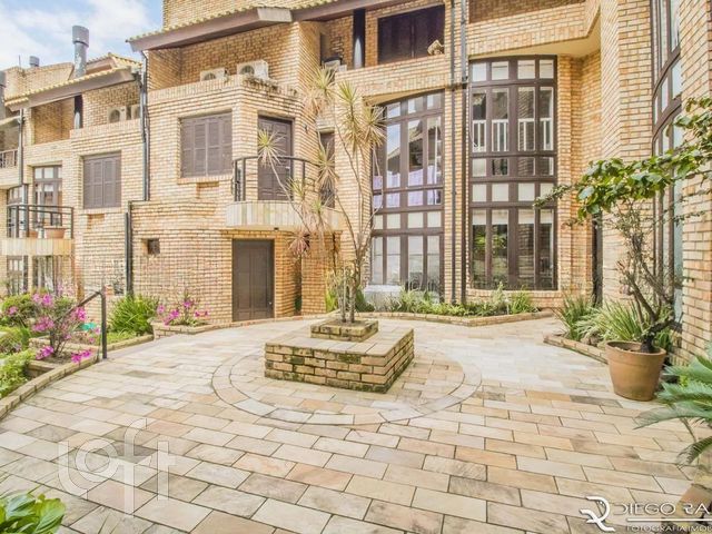 Casa em Condomínio com 199m², 3 dormitórios, 1 suíte, 2 vagas, Boa Vista em Porto Alegre