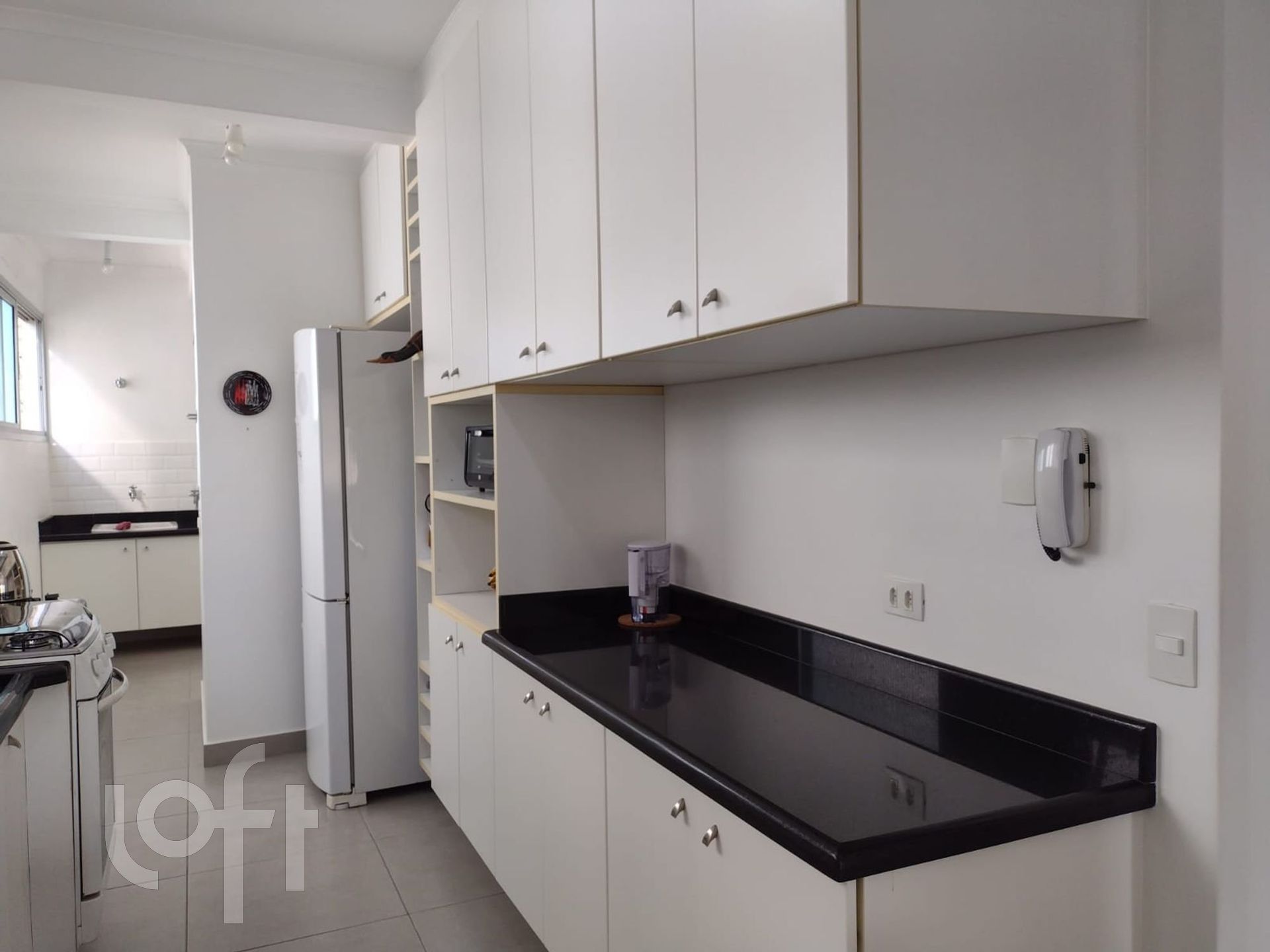 Apartamento à venda com 2 quartos, 68m² - Foto 9