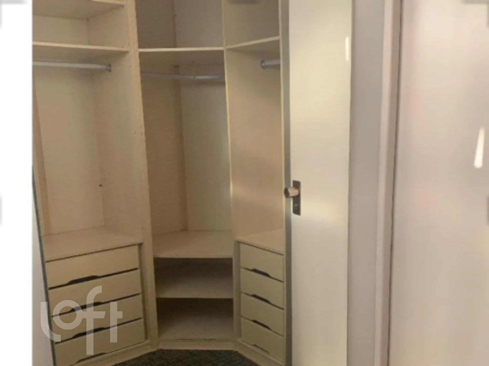 Apartamento à venda com 2 quartos, 135m² - Foto 10