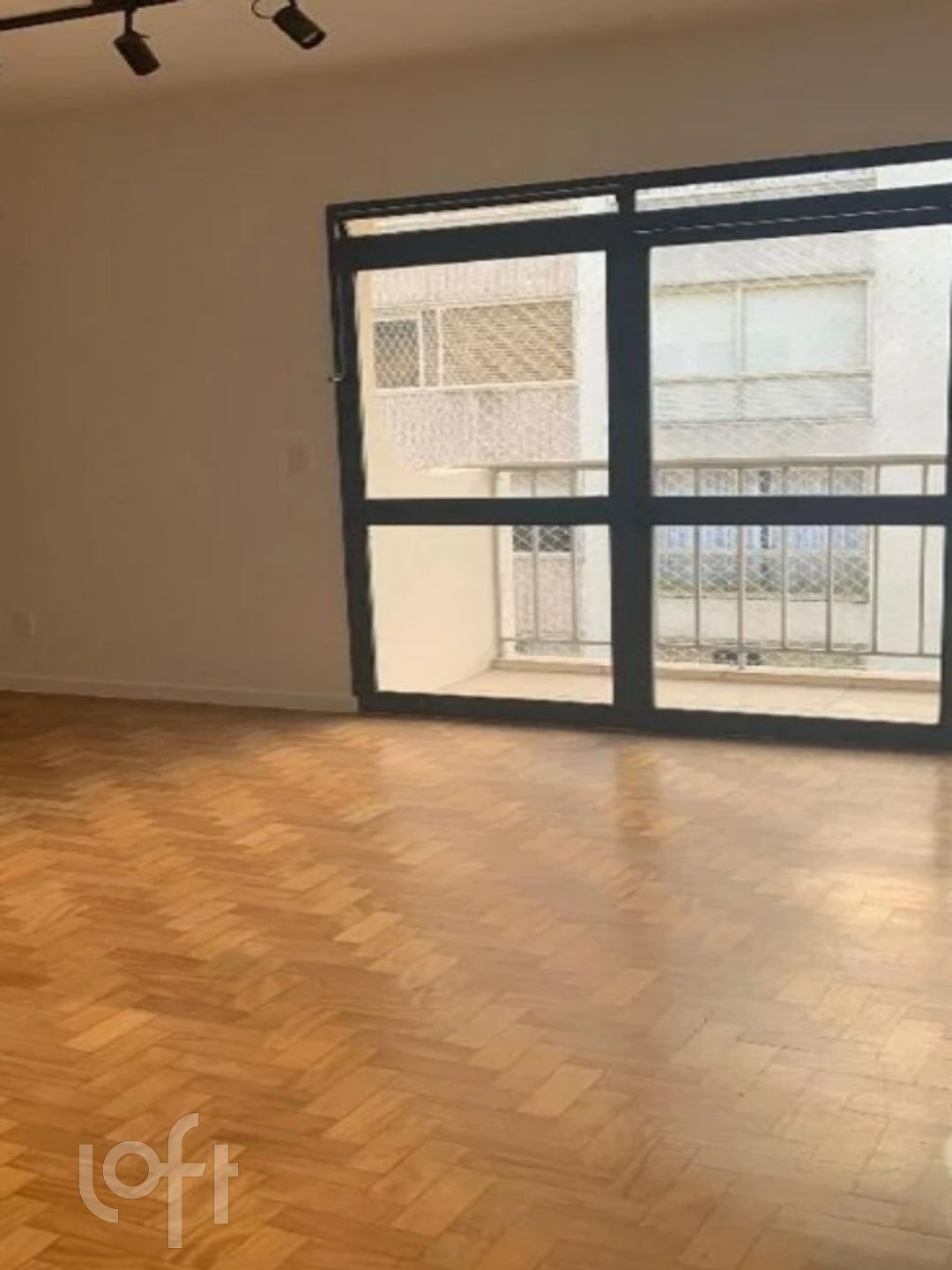 Apartamento à venda com 2 quartos, 135m² - Foto 4