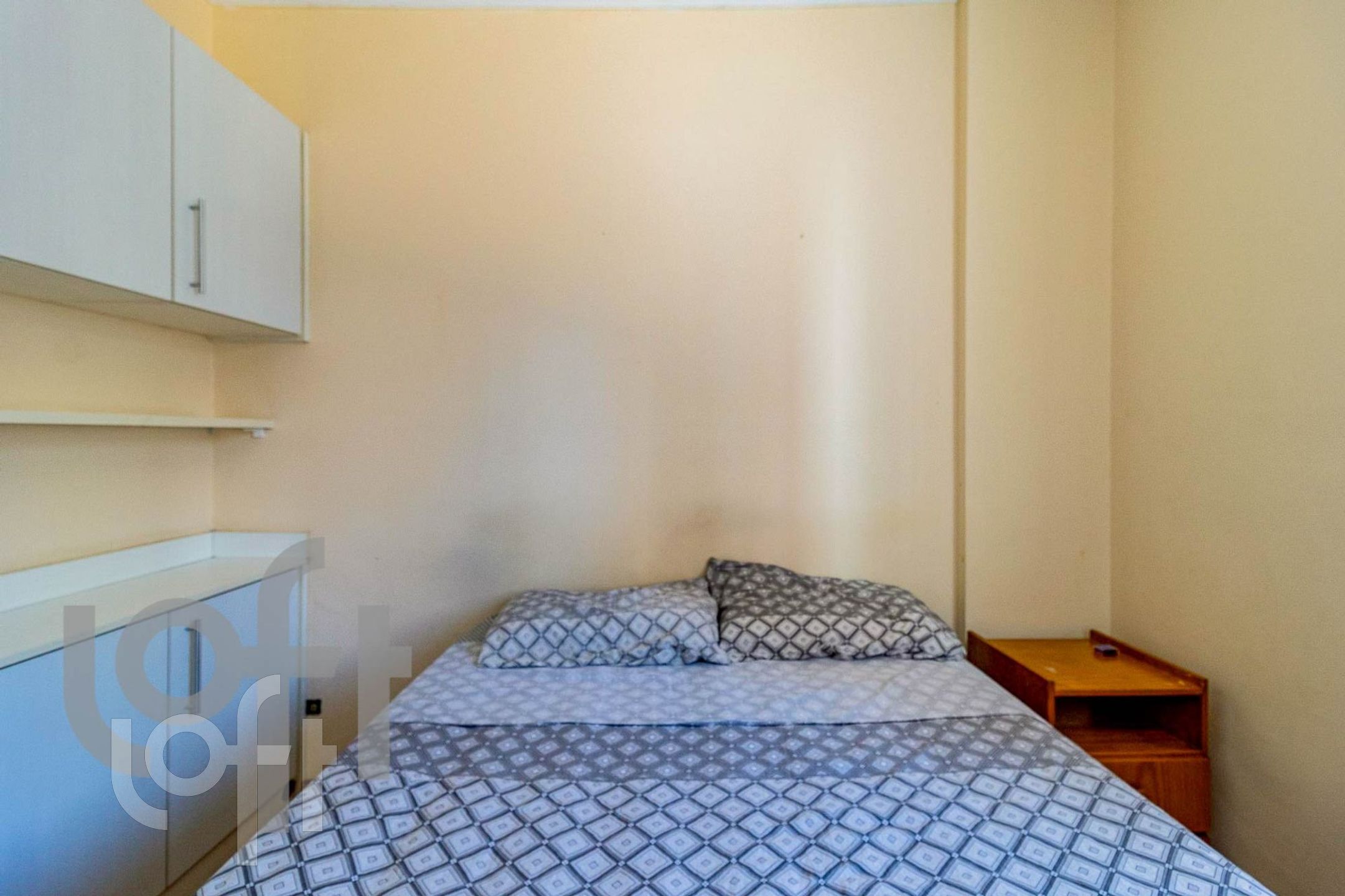 Apartamento à venda com 2 quartos, 60m² - Foto 4