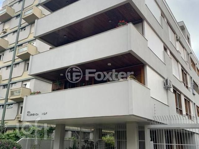Apartamento com 77m², 2 dormitórios, 2 vagas, Auxiliadora em Porto Alegre