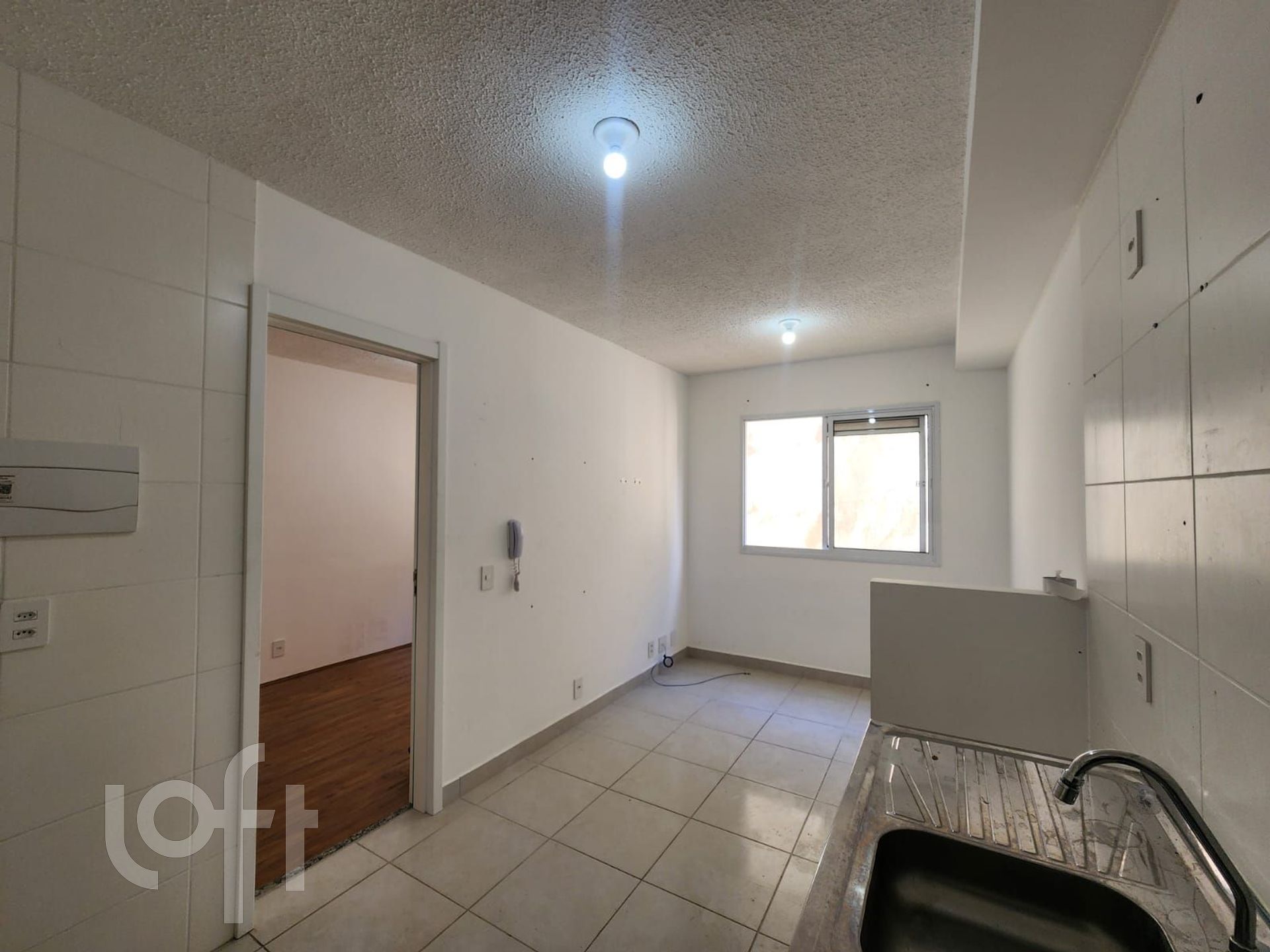 Apartamento à venda com 1 quarto, 27m² - Foto 1