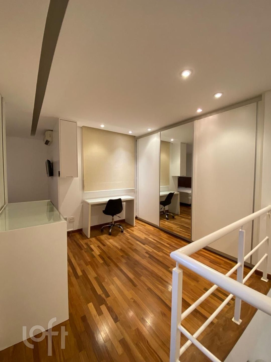 Apartamento à venda com 1 quarto, 70m² - Foto 8