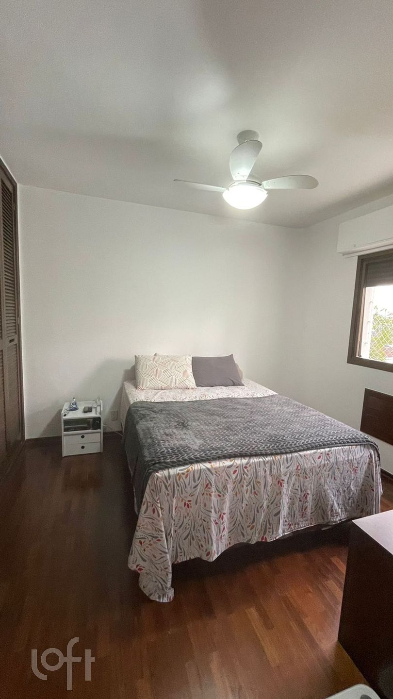 Apartamento à venda com 4 quartos, 143m² - Foto 4