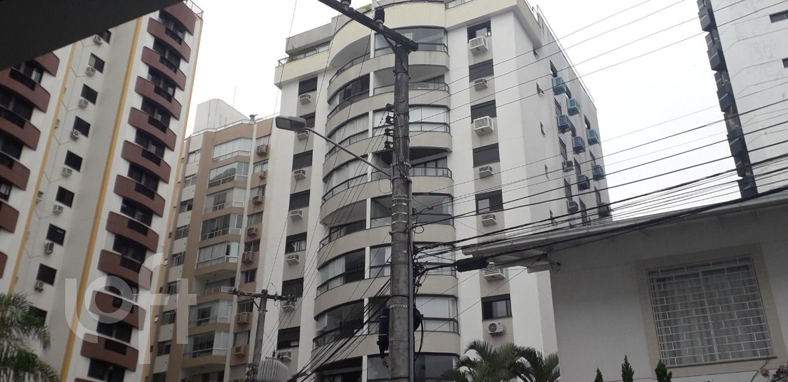 Apartamento à venda em Centro com 137 m², 4 quartos, 1 suíte, 2 vagas
