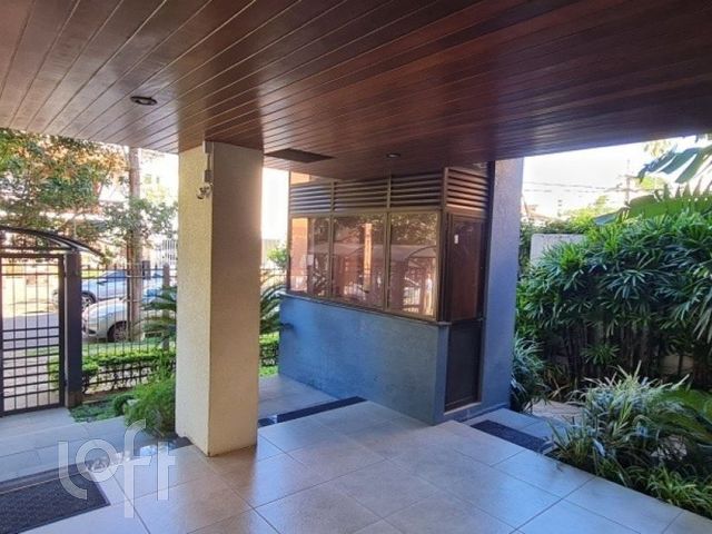 Apartamento com 194m², 3 dormitórios, 1 suíte, 2 vagas, Higienópolis em Porto Alegre