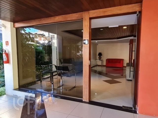 Apartamento com 194m², 3 dormitórios, 1 suíte, 2 vagas, Higienópolis em Porto Alegre