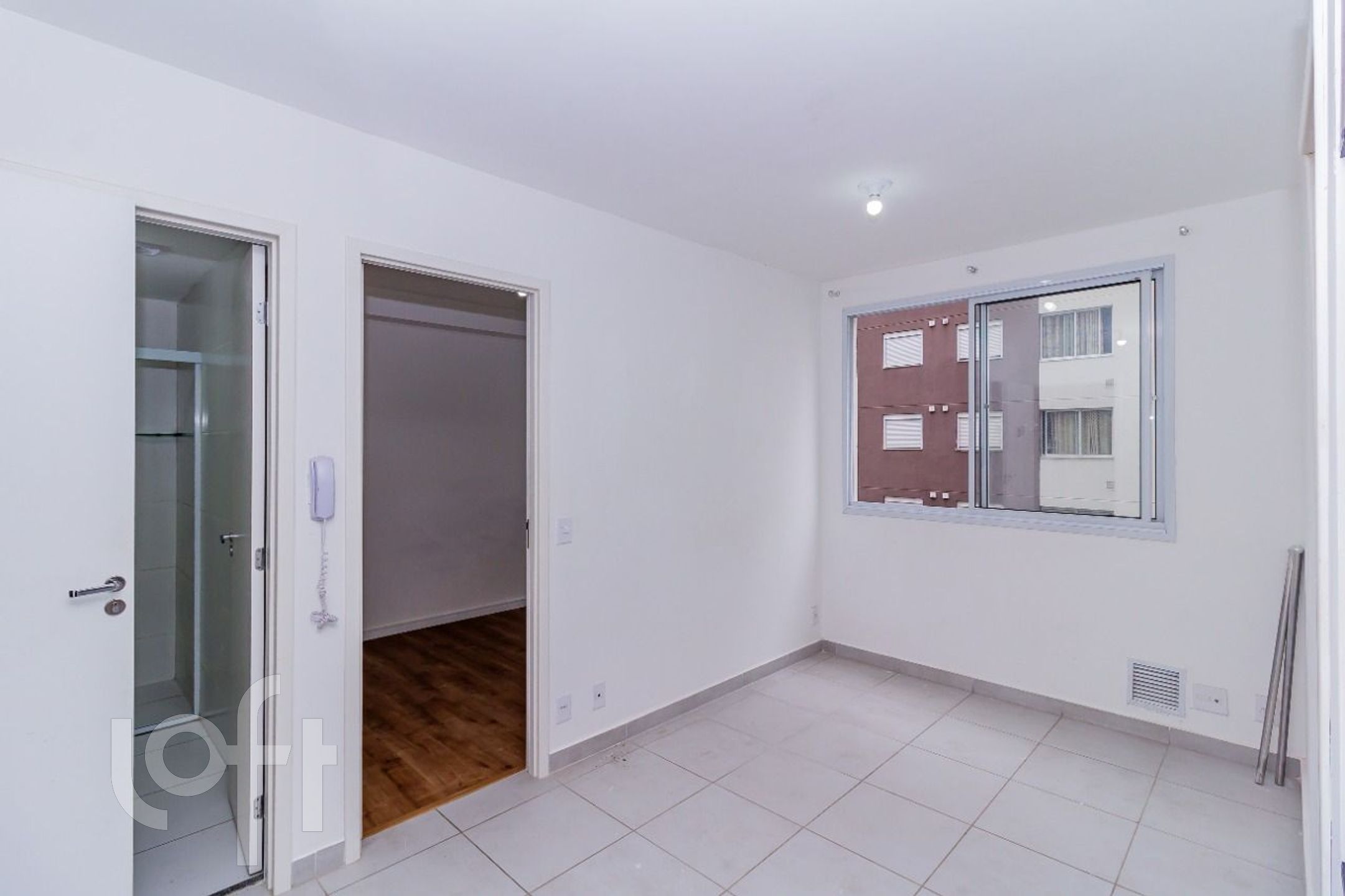 Apartamento à venda com 2 quartos, 35m² - Foto 4