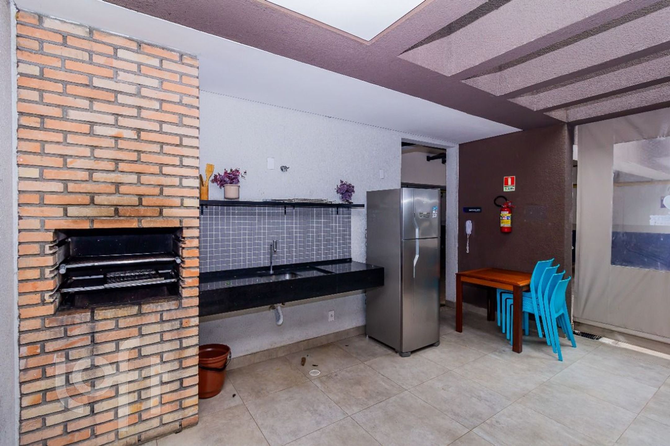 Apartamento à venda com 2 quartos, 35m² - Foto 50