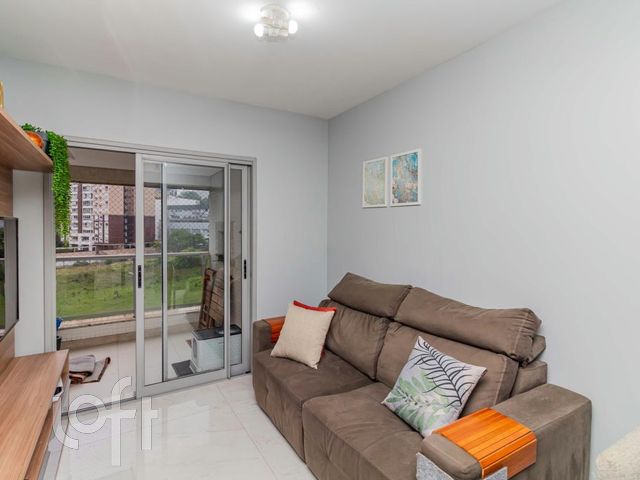 Apartamento com 48m², 1 dormitório, 1 vaga, Petrópolis em Porto Alegre