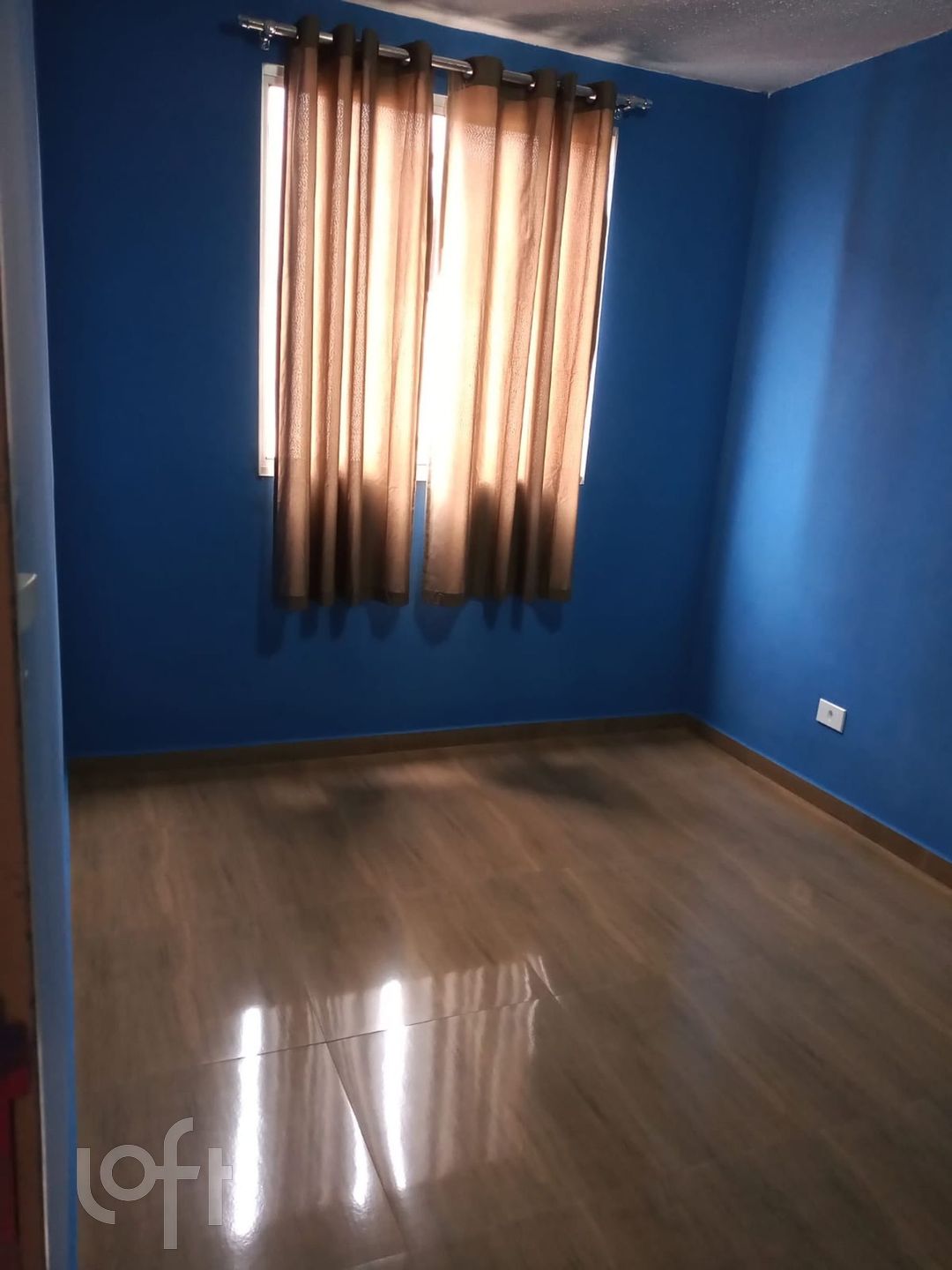 Apartamento à venda com 3 quartos, 47m² - Foto 2