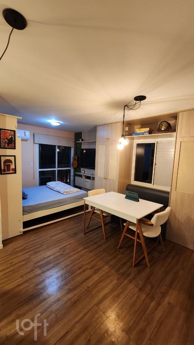 Apartamento à venda com 1 quarto, 38m² - Foto 2