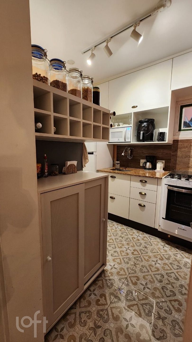 Apartamento à venda com 1 quarto, 38m² - Foto 13