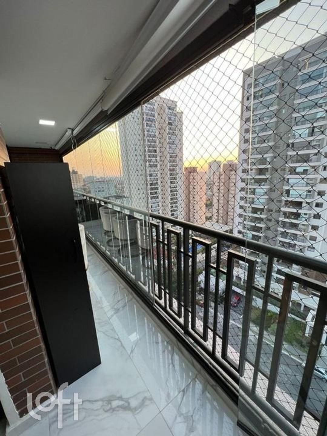 Apartamento à venda com 2 quartos, 69m² - Foto 3