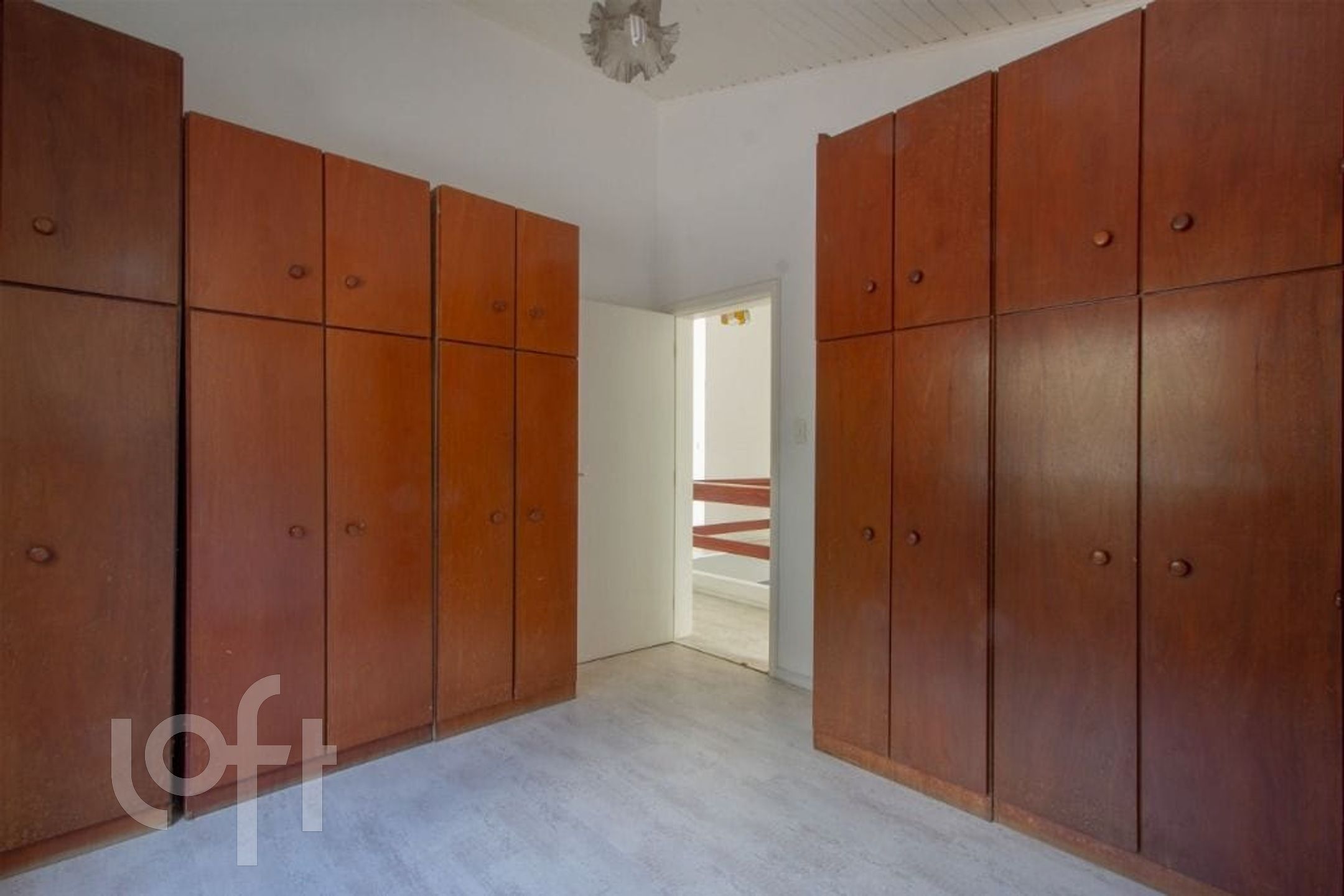 Casa à venda com 3 quartos, 318m² - Foto 12