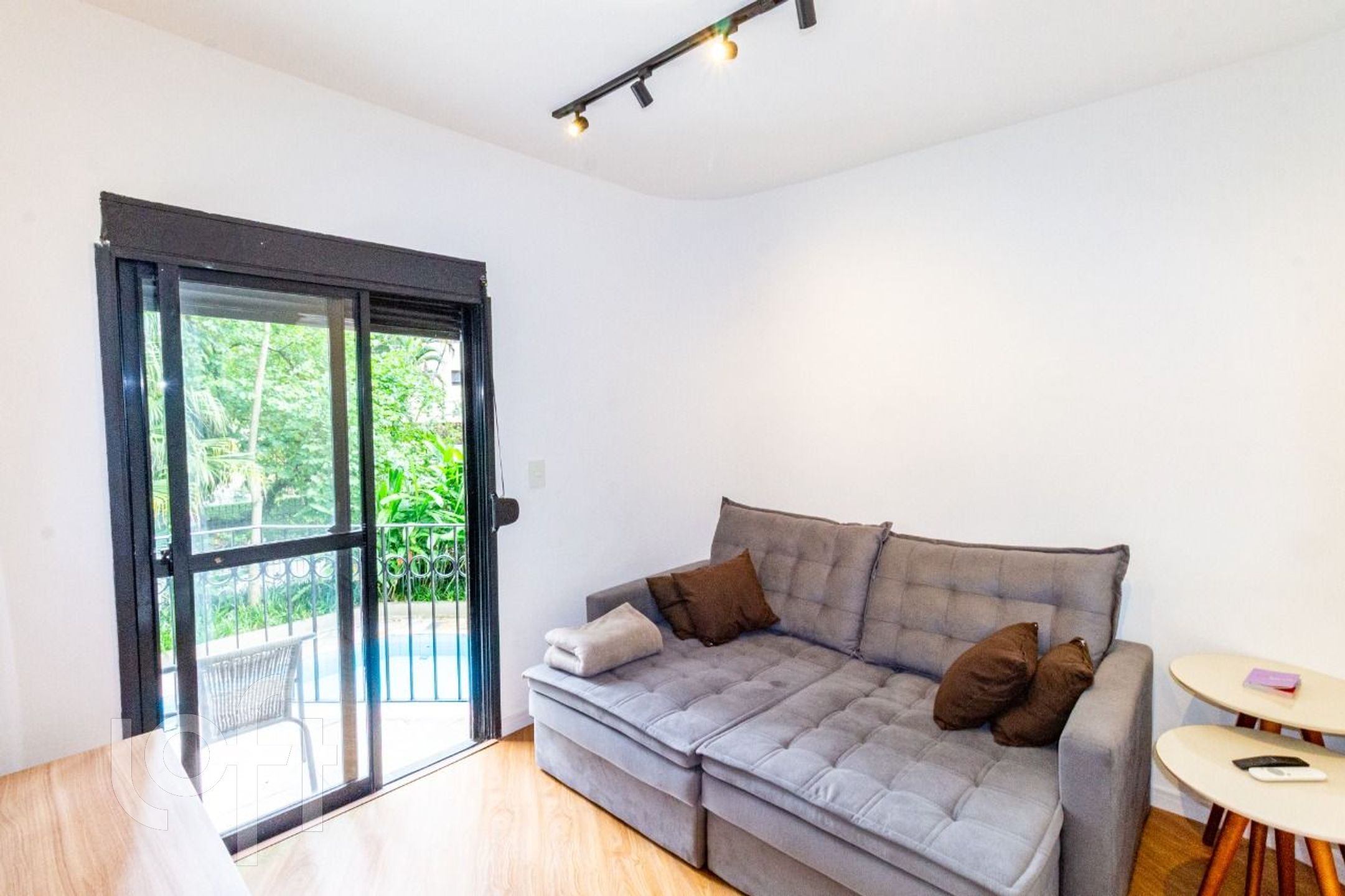 Apartamento à venda em Vila Andrade com 74 m², 2 q