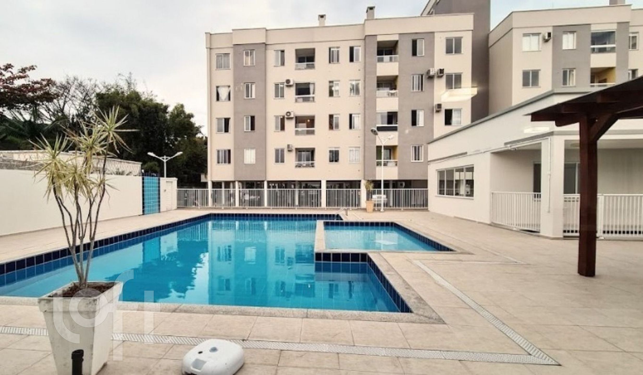 Apartamento à venda em Barra do Aririu com 63 m², 3 quartos