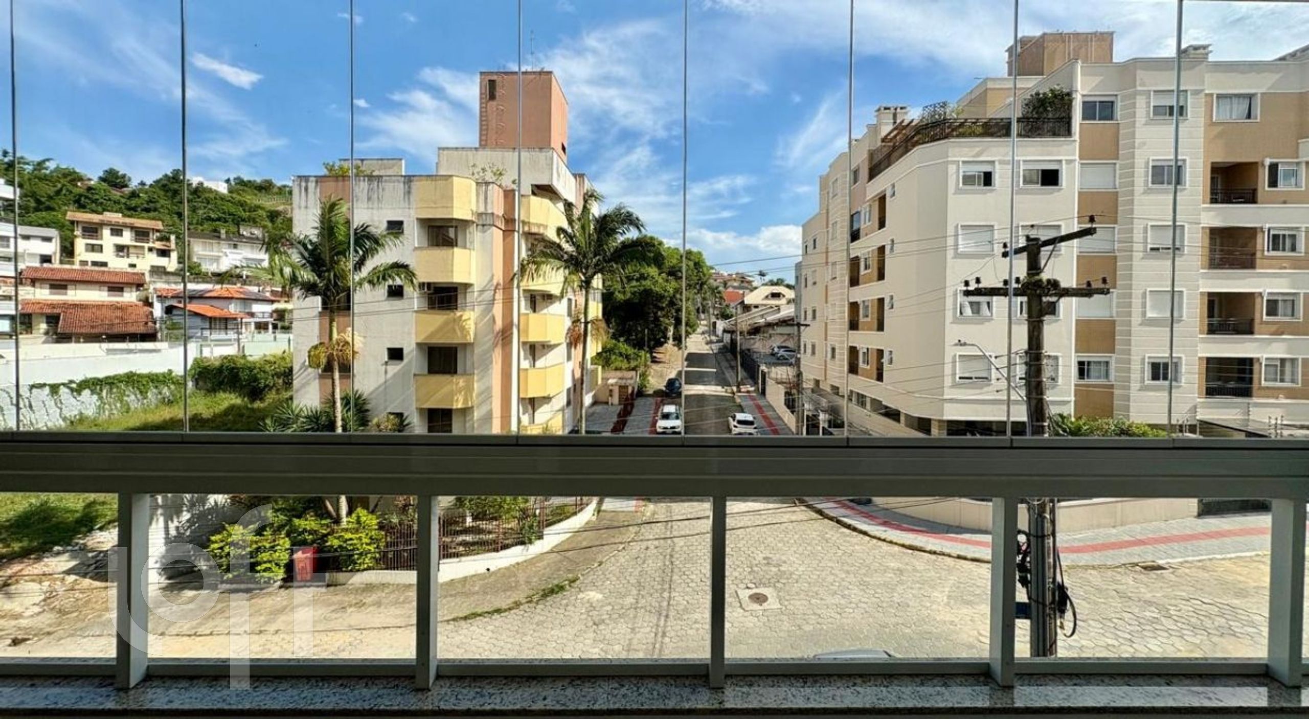 Apartamentos com 80m², 3 quartos, 1 suíte, 2 garagens, no bairro Abraão em Florianópolis