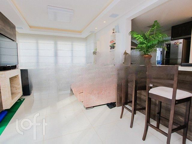 Apartamento com 93m², 2 dormitórios, 2 suítes, 2 vagas, Rio Branco em Porto Alegre