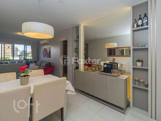 Apartamento com 70m², 2 dormitórios, 1 suíte, 1 vaga, Boa Vista em Porto Alegre