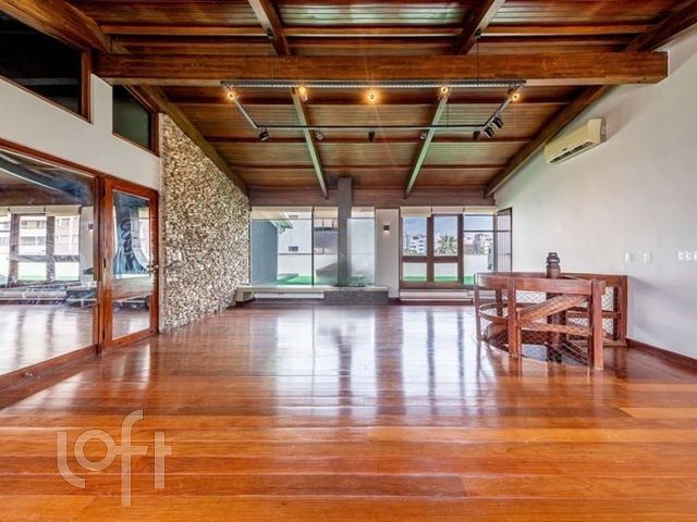 Apartamento com 452m², 5 dormitórios, 3 suítes, 4 vagas, Moinhos de Vento em Porto Alegre