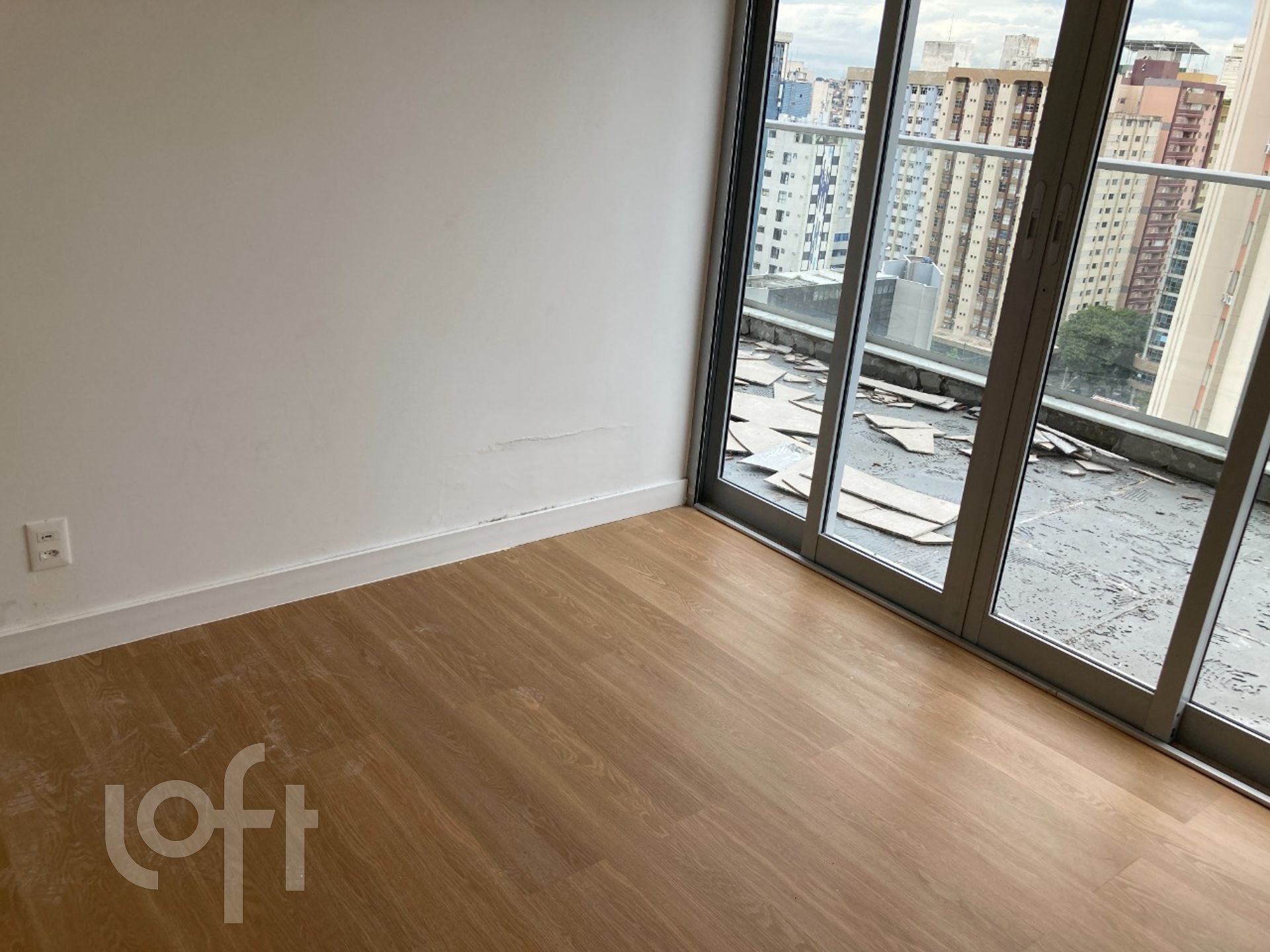 Apartamento à venda com 2 quartos, 107m² - Foto 7