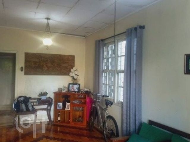 Casa com 109m², 3 dormitórios, 2 vagas, Cristo Redentor em Porto Alegre